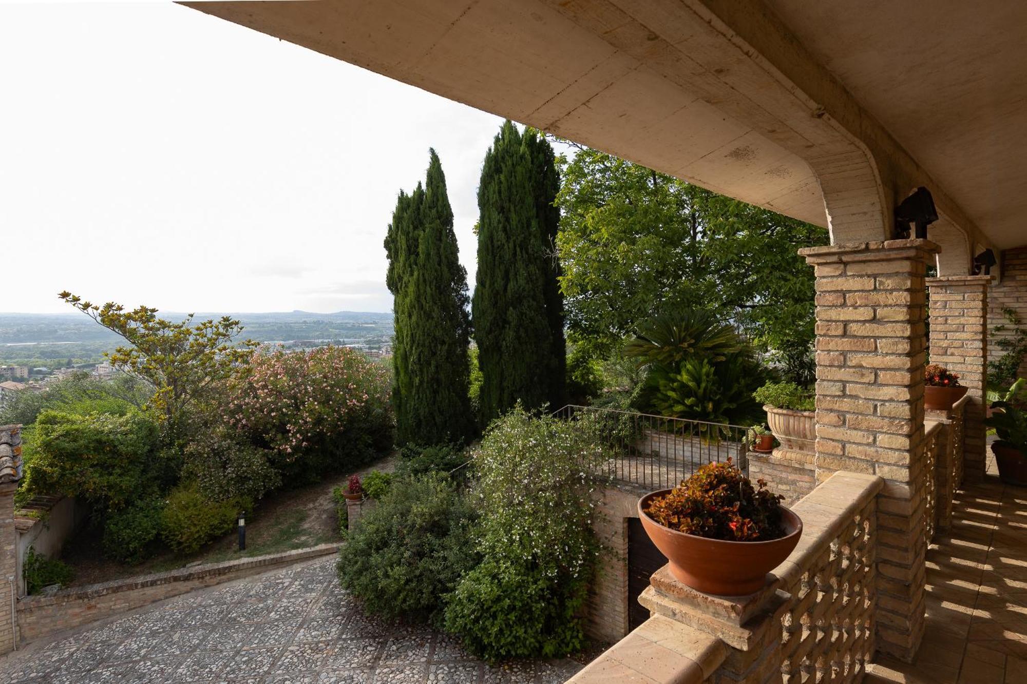 B&B Villa Dei Desideri Chieti Kültér fotó