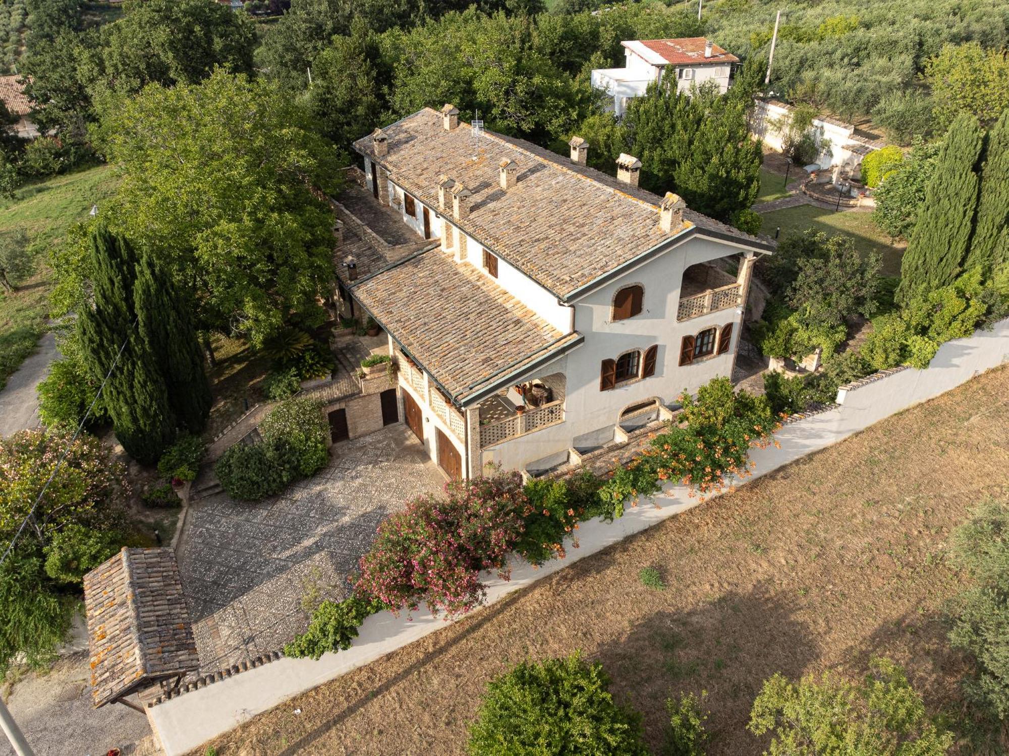 B&B Villa Dei Desideri Chieti Kültér fotó